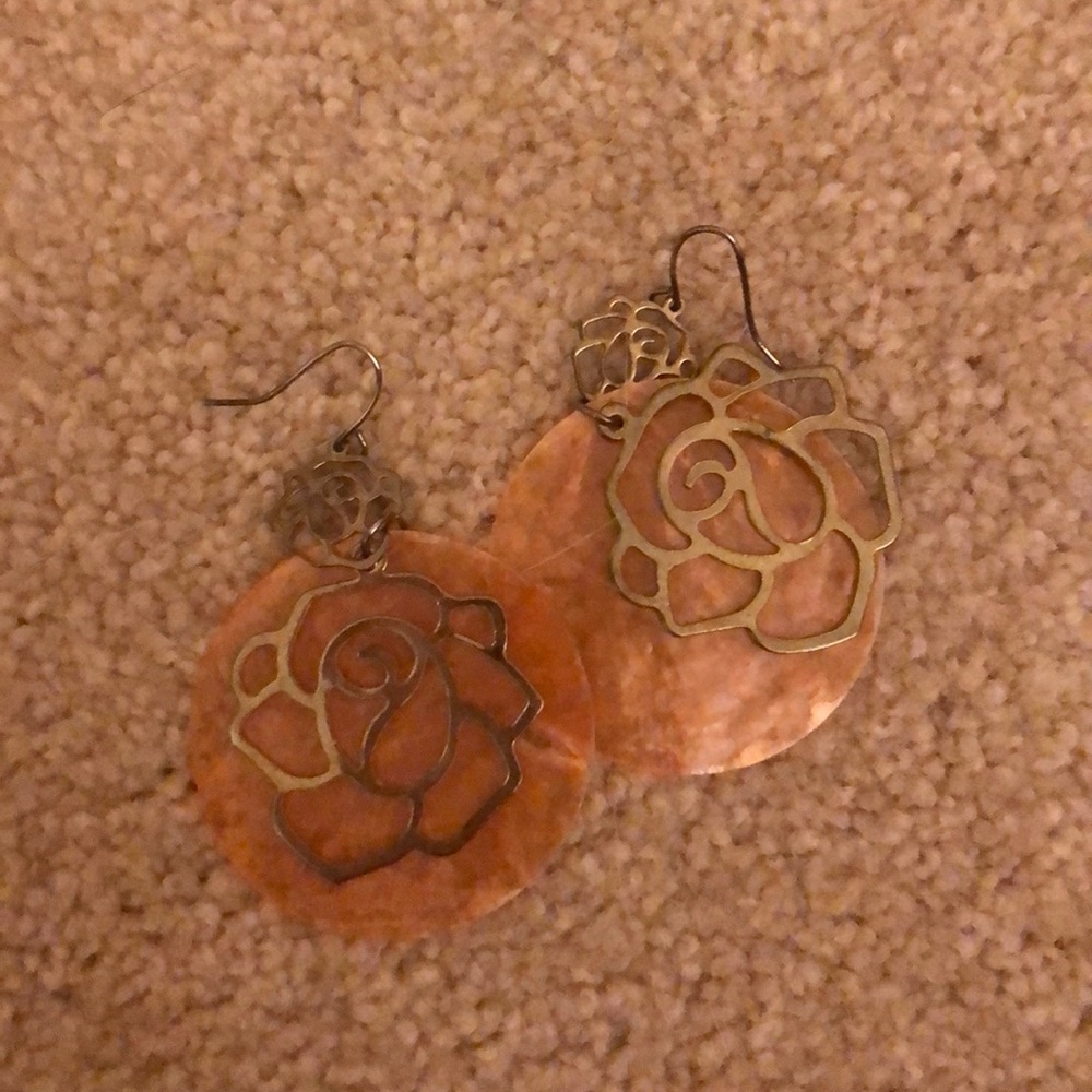 Vintage flower earrings